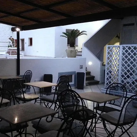 Le Sette Vele Da Riccardo Bed & Breakfast